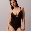Αισθησιακό κορμάκι από Shapewear δαντέλα