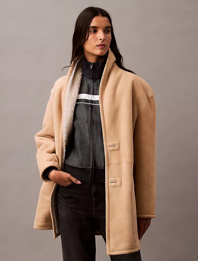 Αναστρέψιμο παλτό από shearling Αναστρέψιμο παλτό από shearling