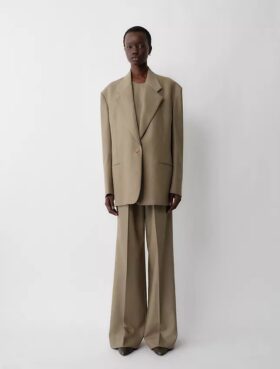 Avery Blazer