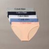Bikini από 100% βαμβάκι σε συσκευασία των 5 τεμαχίων Bikini από 100% βαμβάκι σε συσκευασία των 5 τεμαχίων