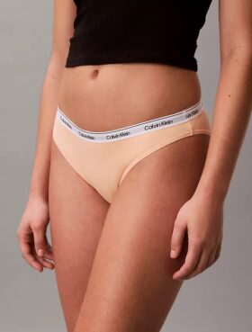 Bikini με εμβληματικό λογότυπο
