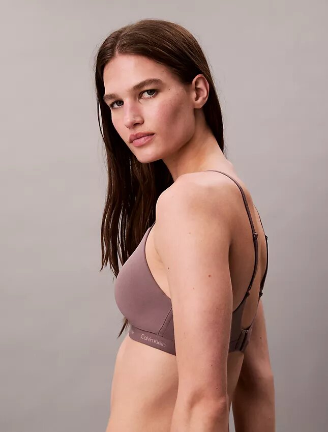 Bralette με ελαφριά επένδυση Form to Body που προσαρμόζεται στο σώμα Bralette με ελαφριά επένδυση Form to Body που προσαρμόζεται στο σώμα