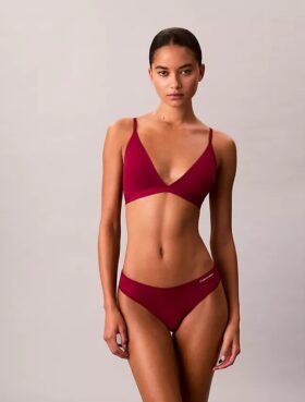 Bralette τριγωνικού σχήματος με ελαφριά επένδυση