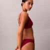 Bralette τριγωνικού σχήματος με ελαφριά επένδυση
