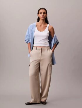 Χαλαρά παντελόνια cargo από σατέν twill