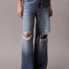 Χαλαρά τζιν χαμηλής μέσης Χαλαρά τζιν χαμηλής μέσης