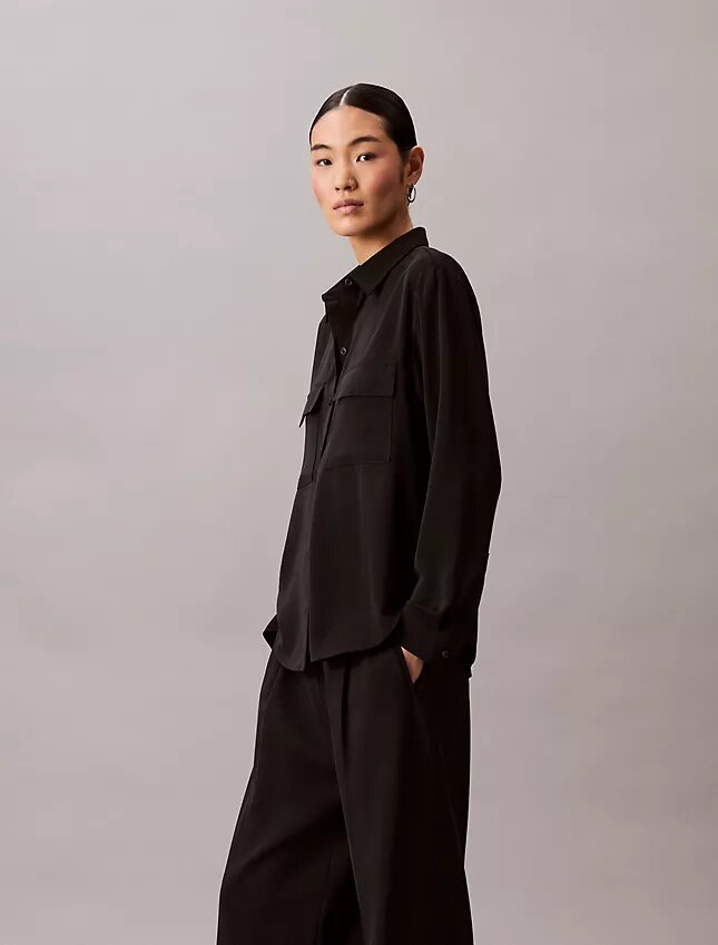 Χαλαρό Utility Shirt με κουμπιά Χαλαρό Utility Shirt με κουμπιά