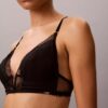 CK Black γεωμετρικό δαντελένιο ελαφρώς επενδεδυμένο σουτιέν τριγωνικό
