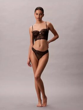 CK Black Thong με λουλουδάτο δαντέλα