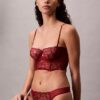 CK Black Thong με λουλουδάτο δαντέλα CK Black Thong με λουλουδάτο δαντέλα