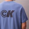 Δροσερό, χαλαρό T-shirt με λογότυπο από πικέ