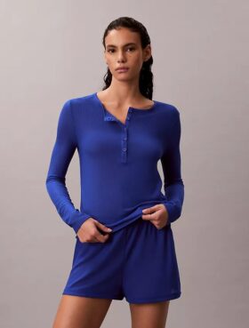Ελαφρύ T-shirt Henley με πλέξη βάφλας