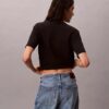Φαρδύ T-shirt με ανάγλυφο λογότυπο Φαρδύ T-shirt με ανάγλυφο λογότυπο