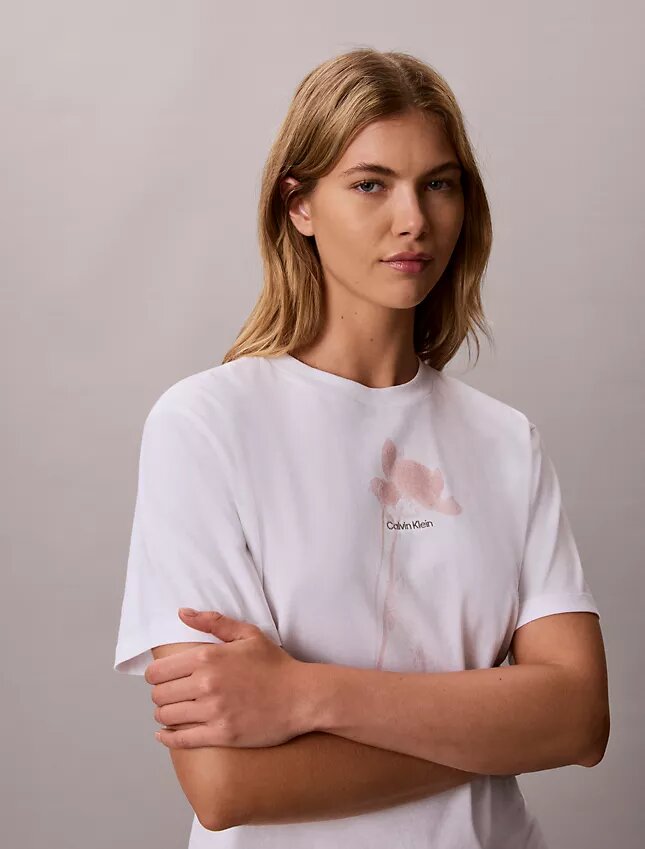 Φαρδύ T-shirt με floral λογότυπο Φαρδύ T-shirt με floral λογότυπο