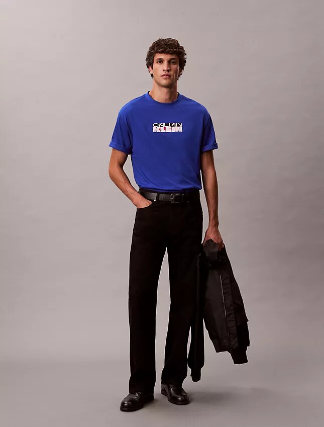 Φαρδύ T-shirt με γραφικό λογότυπο Φαρδύ T-shirt με γραφικό λογότυπο