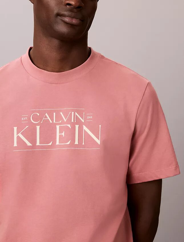 Φαρδύ T-shirt με γραφικό λογότυπο Φαρδύ T-shirt με γραφικό λογότυπο