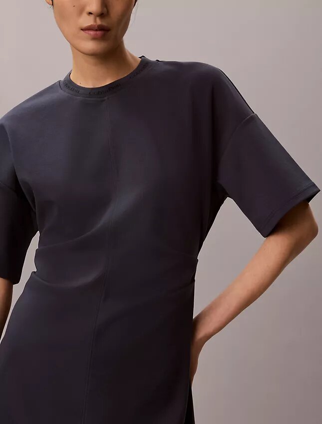 Φορέμα T-shirt με λογότυπο και ραβδώσεις Φορέμα T-shirt με λογότυπο και ραβδώσεις