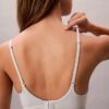 Form to Body Bralette με ελαφριά επένδυση που προσαρμόζεται στο σώμα Form to Body Bralette με ελαφριά επένδυση που προσαρμόζεται στο σώμα