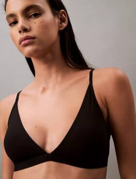 Form to Body Bralette τριγωνικού σχήματος με ελαφριά επένδυση Form to Body Bralette τριγωνικού σχήματος με ελαφριά επένδυση