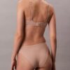 Form to Body Bralette τριγωνικού σχήματος με ελαφριά επένδυση Form to Body Bralette τριγωνικού σχήματος με ελαφριά επένδυση