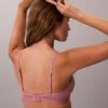 Form to Body Bralette τριγωνικού σχήματος με ελαφριά επένδυση Form to Body Bralette τριγωνικού σχήματος με ελαφριά επένδυση