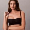 Form to Body Ελαφρώς φοδραρισμένο bandeau Bralette Form to Body Ελαφρώς φοδραρισμένο bandeau Bralette