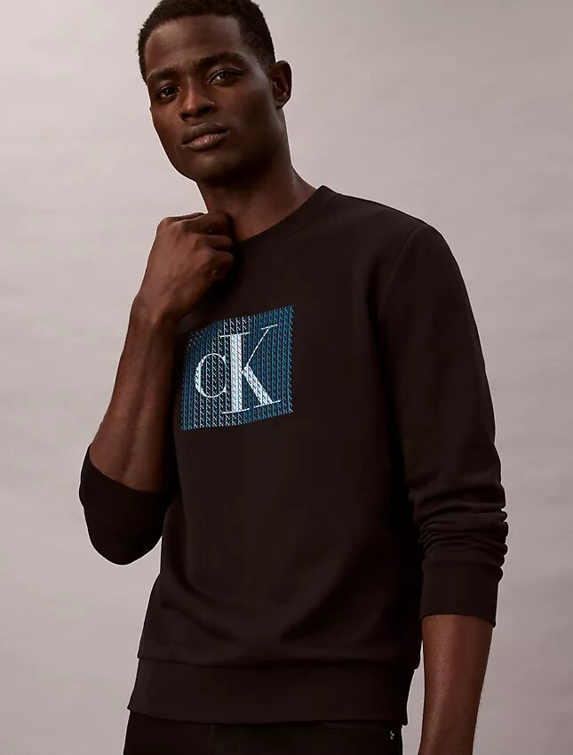 Φούτερ με μοτίβο Monogram σε στρώσεις φλις Φούτερ με μοτίβο Monogram σε στρώσεις φλις