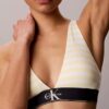 Γραφικό Monogram από Microfiber, ελαστικό, ελαφρώς επενδεδυμένο, τριγωνικό Bralette Γραφικό Monogram από Microfiber, ελαστικό, ελαφρώς επενδεδυμένο, τριγωνικό Bralette