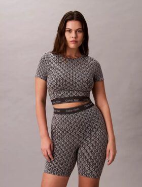 Icon Shapewear Μπλούζα με κοντά μανίκια
