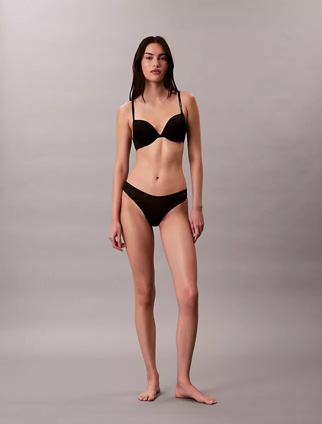 Ιδανικό μικρό Bikini Ιδανικό μικρό Bikini