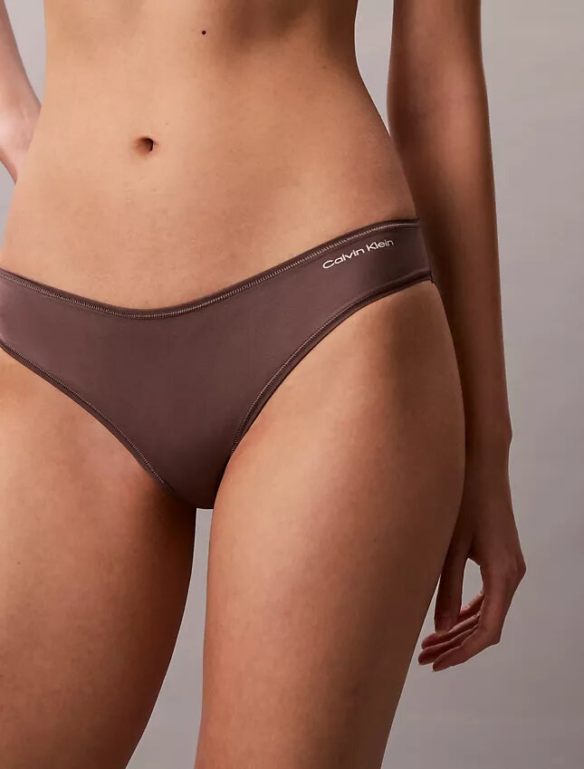 Ιδανικό μικρό Bikini Ιδανικό μικρό Bikini