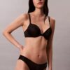 Ιδανικό μικρό Bikini Ιδανικό μικρό Bikini