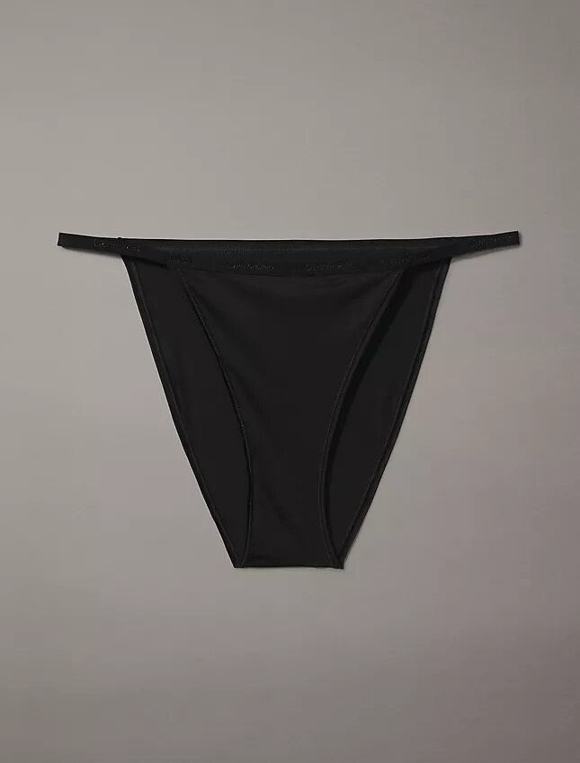 Ιδανικό μικροσκοπικό στρινγκ Bikini Ιδανικό μικροσκοπικό στρινγκ Bikini