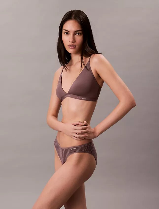 Ιδανικό βαμβακερό Bikini Ιδανικό βαμβακερό Bikini