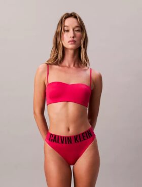 Intense Power Ελαφρώς επενδεδυμένο Bralette Intense Power Ελαφρώς επενδεδυμένο Bralette