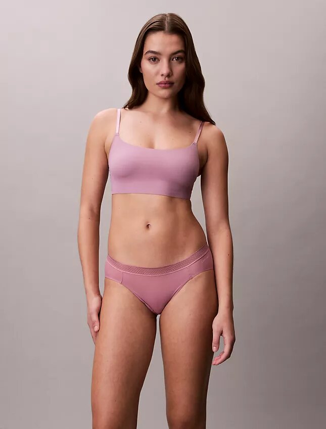Invisibles Bralette χωρίς σιδεράκια με ελαφριά επένδυση Invisibles Bralette χωρίς σιδεράκια με ελαφριά επένδυση