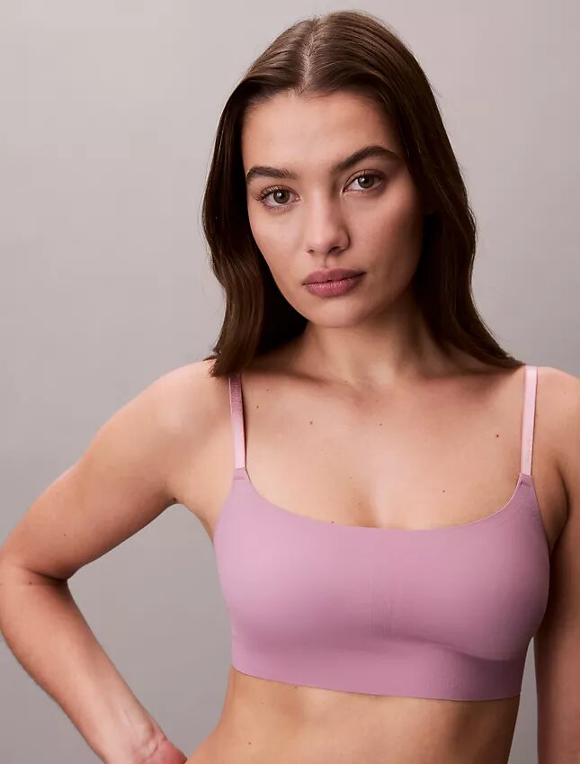 Invisibles Bralette χωρίς σιδεράκια με ελαφριά επένδυση Invisibles Bralette χωρίς σιδεράκια με ελαφριά επένδυση