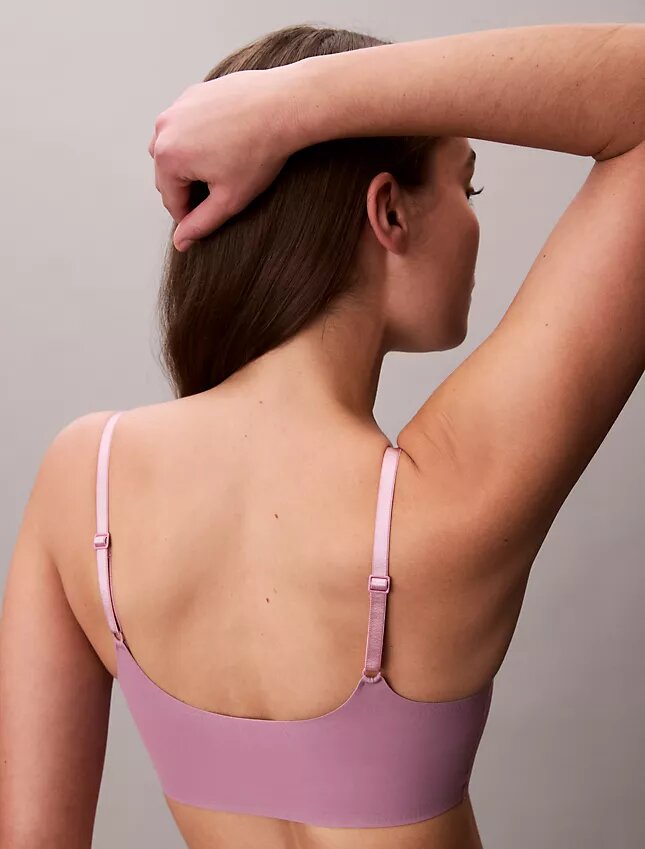 Invisibles Bralette χωρίς σιδεράκια με ελαφριά επένδυση Invisibles Bralette χωρίς σιδεράκια με ελαφριά επένδυση