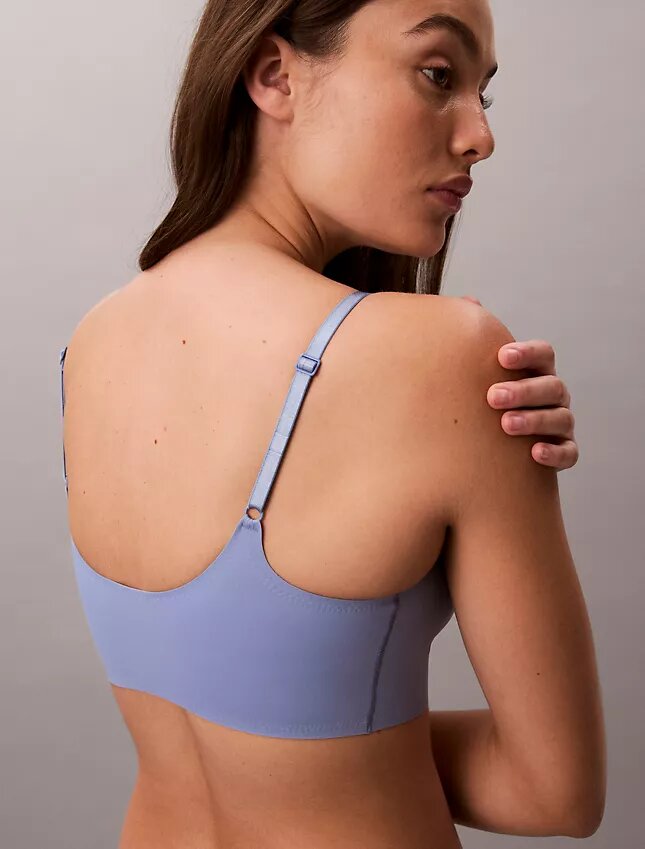 Invisibles Bralette χωρίς σιδεράκια με ελαφριά επένδυση Invisibles Bralette χωρίς σιδεράκια με ελαφριά επένδυση
