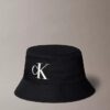 Καπέλο τύπου μπουκέτο από τβίλ με κεντημένο Monogram Καπέλο τύπου μπουκέτο από τβίλ με κεντημένο Monogram
