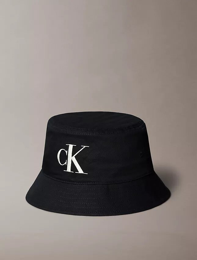 Καπέλο τύπου μπουκέτο από τβίλ με κεντημένο Monogram Καπέλο τύπου μπουκέτο από τβίλ με κεντημένο Monogram