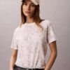 Κλασικό μπλουζάκι με floral σχέδιο