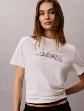 Κλασικό μπλουζάκι με γραφικό με θέμα το αστικό τοπίο της Νέας Υόρκης