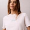 Κλασικό μπλουζάκι με λογότυπο Calvin Script Κλασικό μπλουζάκι με λογότυπο Calvin Script