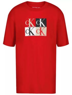 Κλασικό T-shirt για αγόρια με γραφικό μοτίβο Monogram σε χρωματικά μπλοκ Κλασικό T-shirt για αγόρια με γραφικό μοτίβο Monogram σε χρωματικά μπλοκ