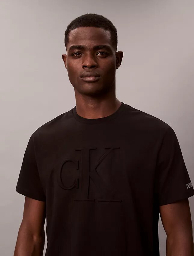 Κλασικό T-shirt με ανάγλυφο Monogram Κλασικό T-shirt με ανάγλυφο Monogram