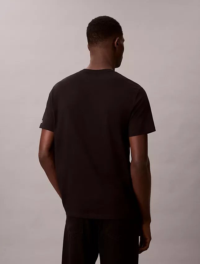 Κλασικό T-shirt με ανάγλυφο Monogram Κλασικό T-shirt με ανάγλυφο Monogram