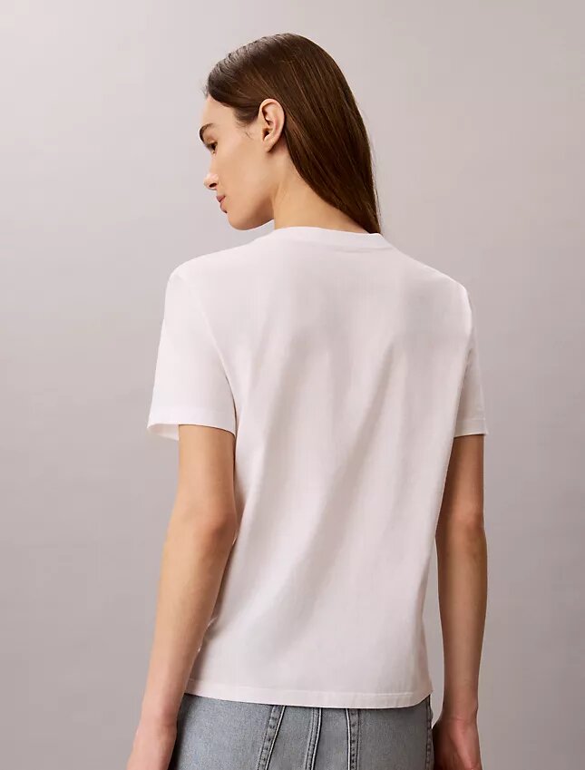 Κλασικό T-shirt με έντονο λογότυπο Κλασικό T-shirt με έντονο λογότυπο