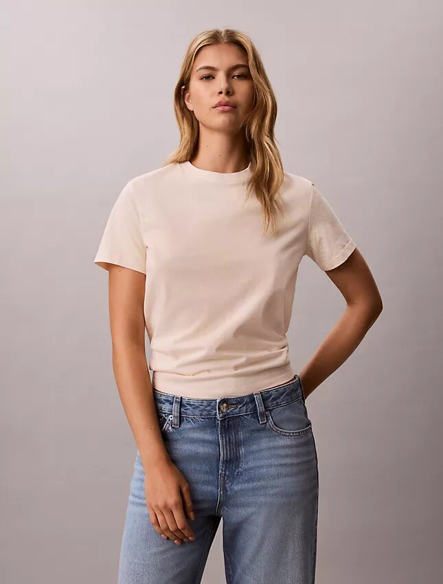 Κλασικό T-shirt με floral print Κλασικό T-shirt με floral print