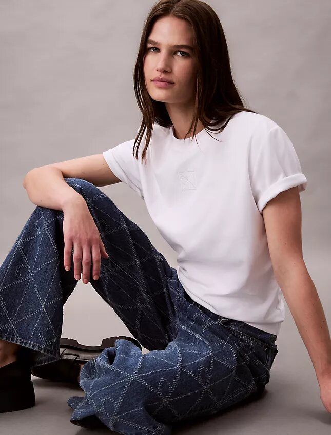 Κλασικό T-shirt με γραφικό λογότυπο Κλασικό T-shirt με γραφικό λογότυπο
